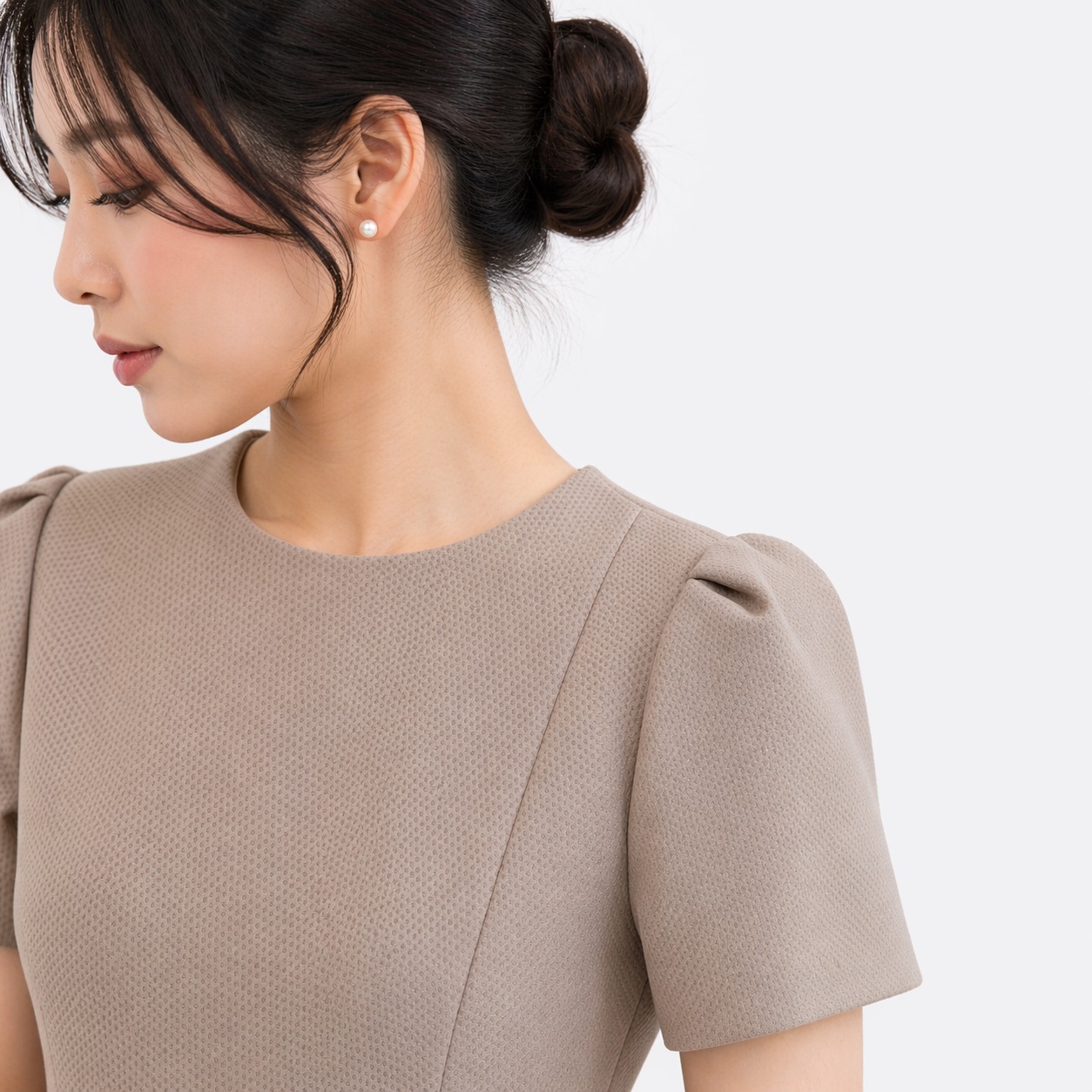 Calvin Klein - Scuba Short Sleeve Oyster Dress - Image 4