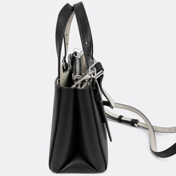 Calvin Klein – Lowen H4GEDNJ4 Black Bag - Image 3