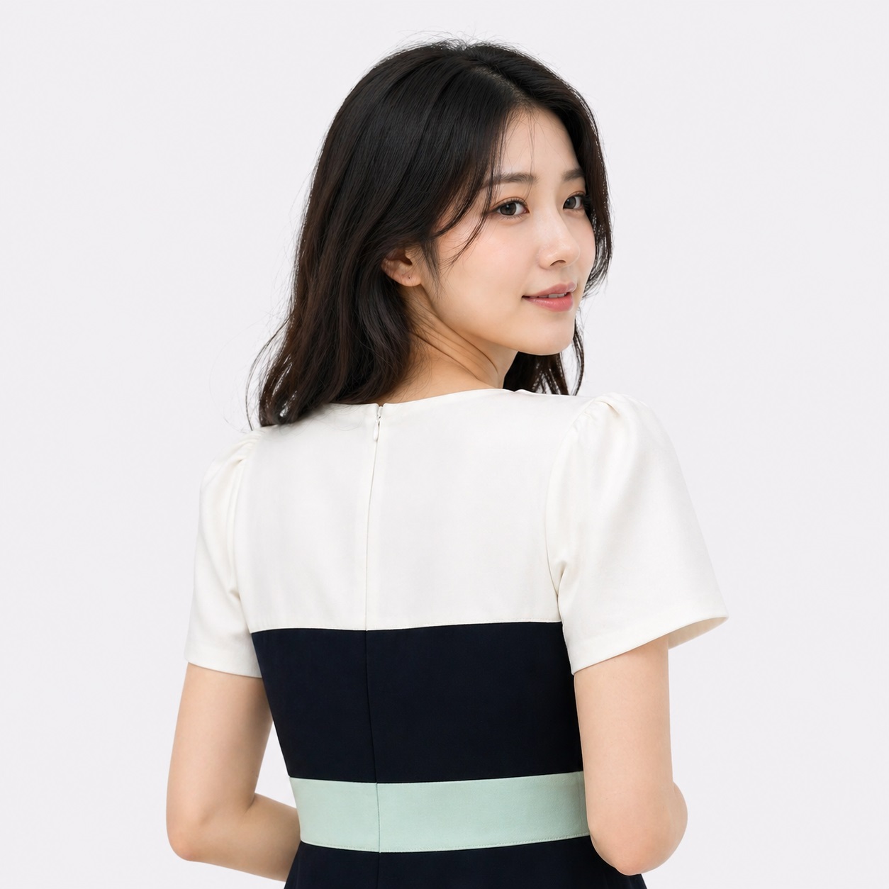 Tommy Hilfiger - Colorblocked Scuba-Crepe Dress - Image 4