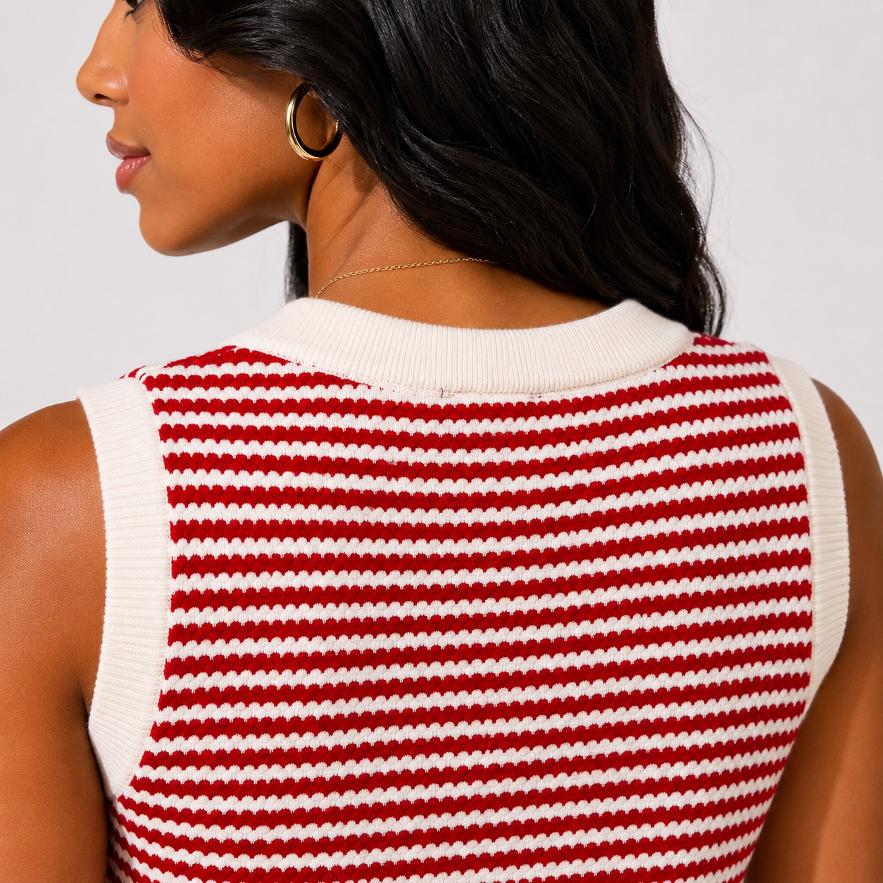 Adrianna Papell - Ivory-Red Sleeveless Sweater Vest - Image 4